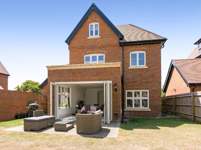 House for rent in Swallow, Buckinghamshire