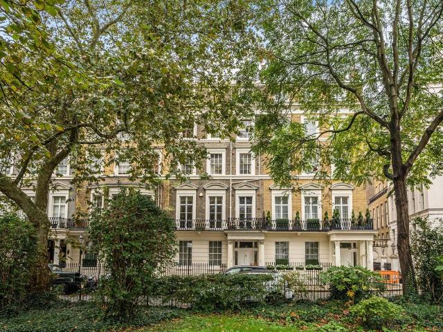 Apartment for rent in Knightsbridge, Greater London