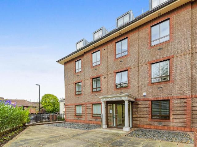 Apartment for rent in Epsom, Epsom and Ewell
