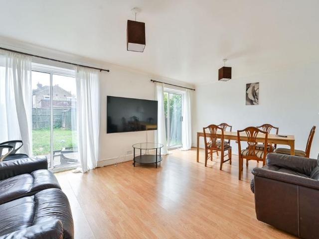 House for rent in London Borough of Lewisham, Bell Green