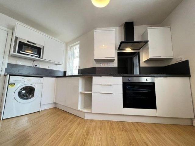 House for rent in Lady Bay, Barton In Fabis