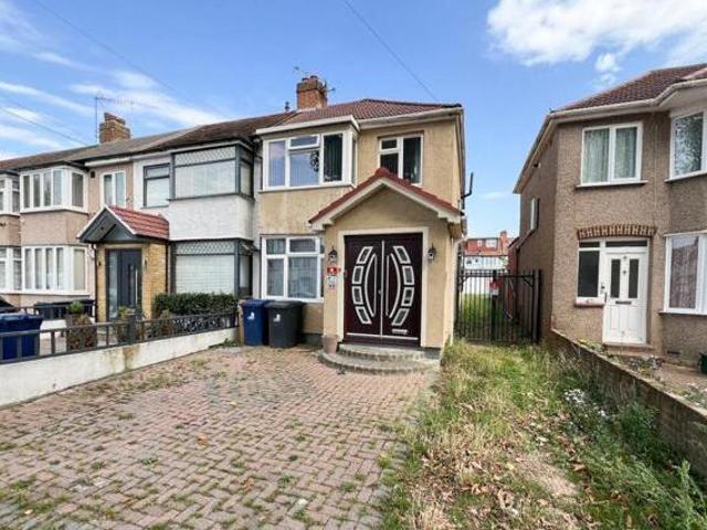 House for sale in Southall, Greater London