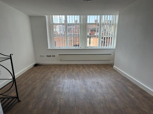 Apartment for rent in St Matthew's, Old Wharf