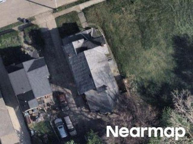 House for sale in Detroit - Shoreway, Cleveland
