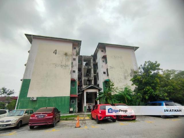 Flat for sale in Tanjong Sepat, Selangor
