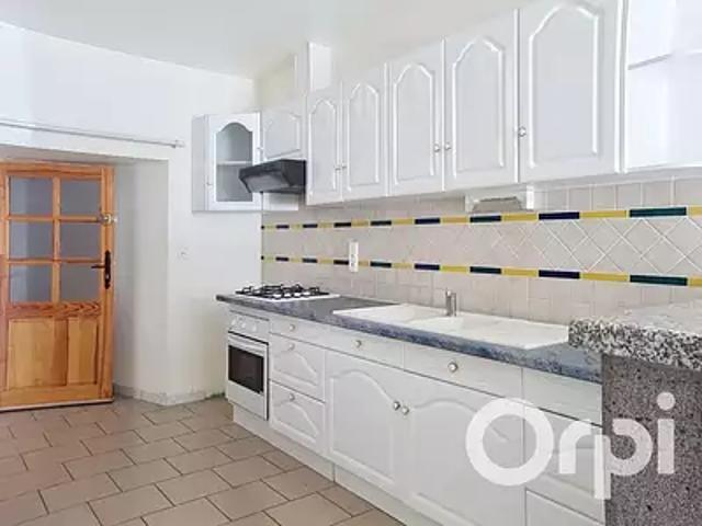 Appartement location à Saint-Flour, Ruynes-en-margeride