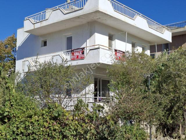 Tepecik Mahallesi, Seferihisar içerisinde kiralık Villa