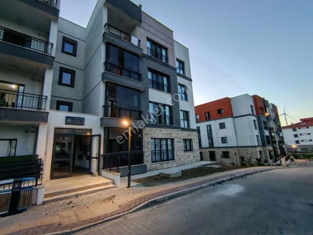 Camikebir Mahallesi, Seferihisar içerisinde kiralık mülk