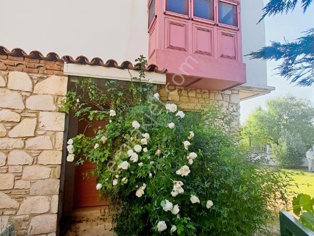 Urla, İzmir içerisinde satılık Villa