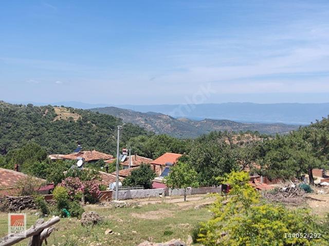 Burhaniye, Balikesir içerisinde satılık mülk