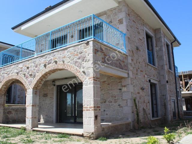 Namık Kemal Mahallesi, Ayvalık içerisinde satılık Villa
