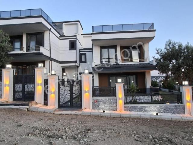 Burhaniye, Balikesir içerisinde satılık Villa