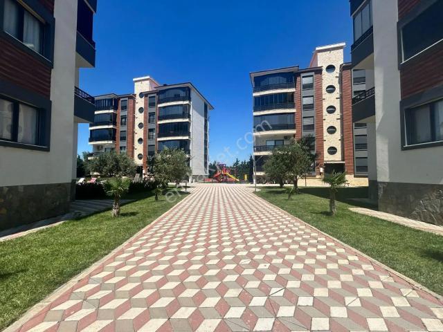 Burhaniye, Balikesir içerisinde satılık mülk
