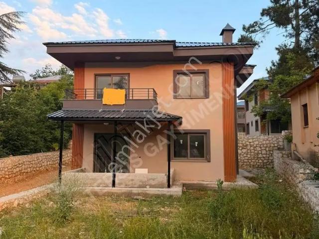 Çamliyayla, Mersin içerisinde satılık Villa