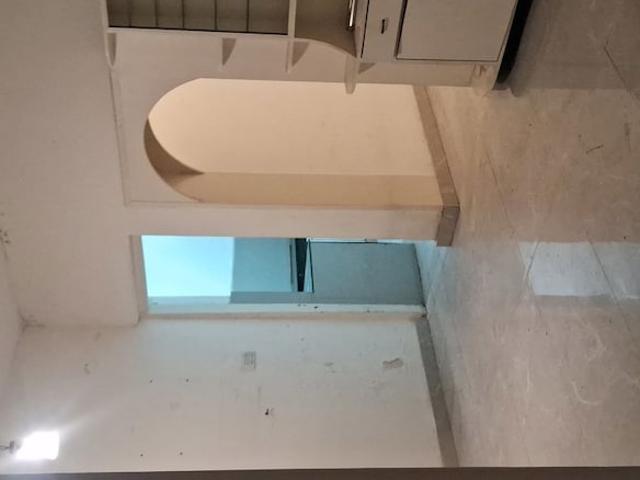 Flat for rent in Deri