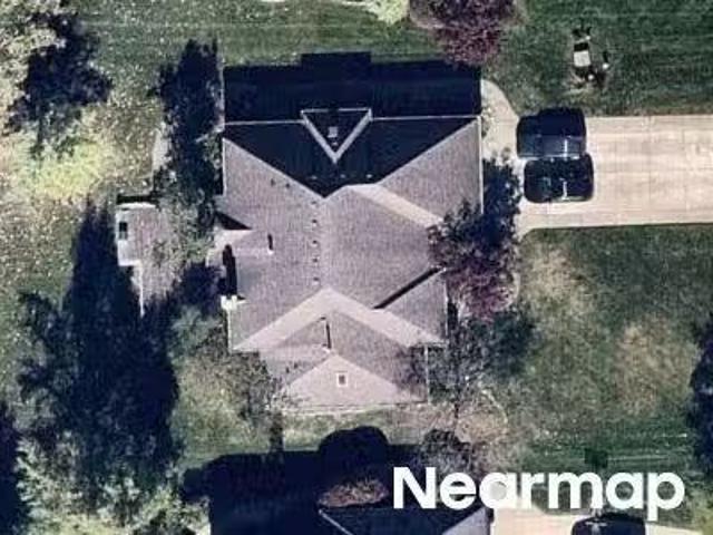 House for sale in Livonia
