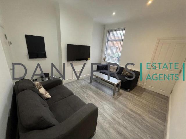 House for rent in Bede Island, Old Wharf
