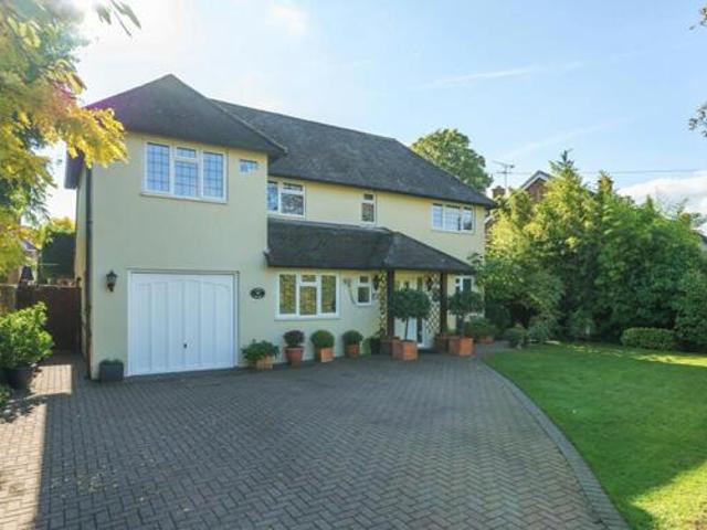 House for sale in Lyons, Greater London