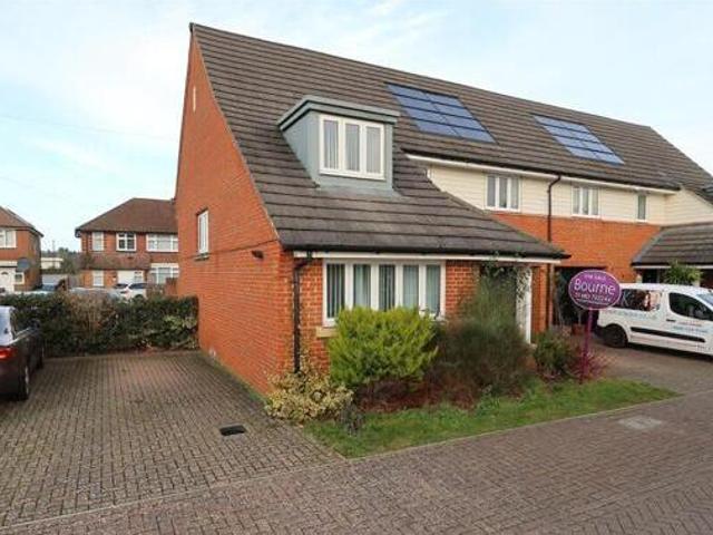 House for sale in Westfield, Woking