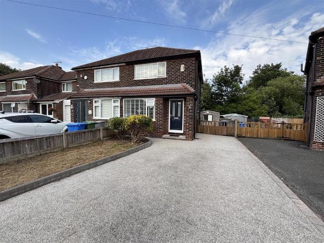 House for rent in Broadheath, Trafford Park