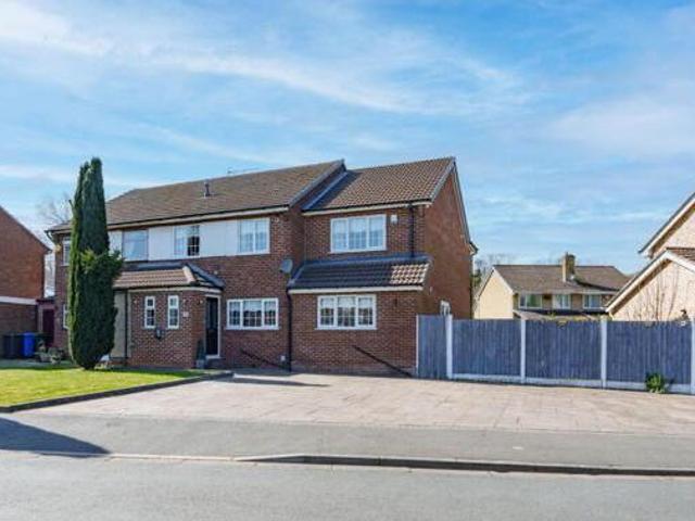 House for sale in Widnes
