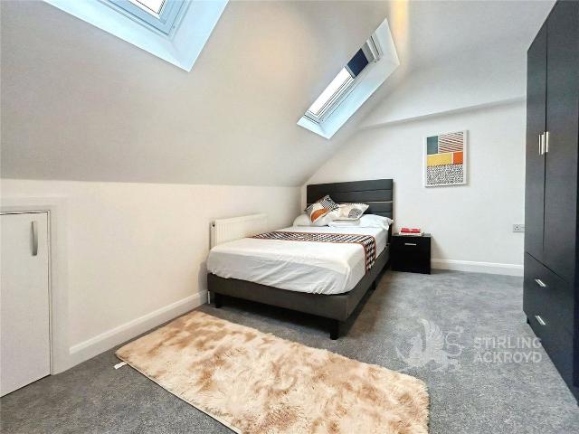 Room for rent in Westborough, Surrey