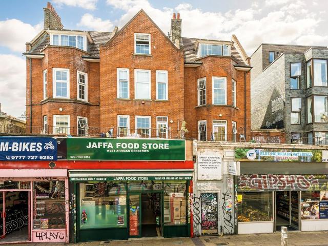 Apartment for rent in Peckham, Greater London