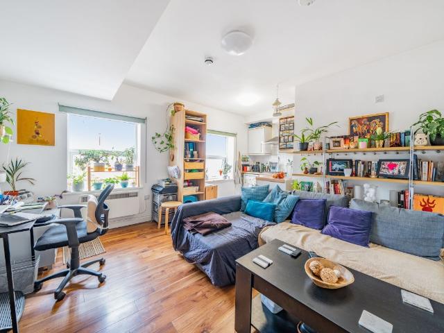 Apartment for rent in Peckham, Greater London
