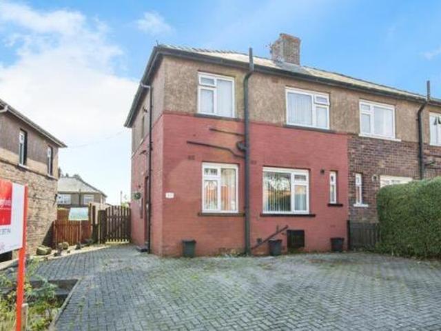 House for sale in Halifax, West Yorkshire