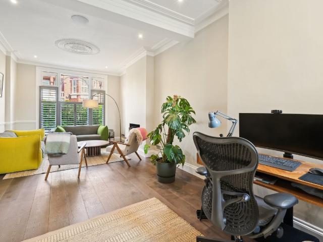 House for rent in Parson's Green, Greater London