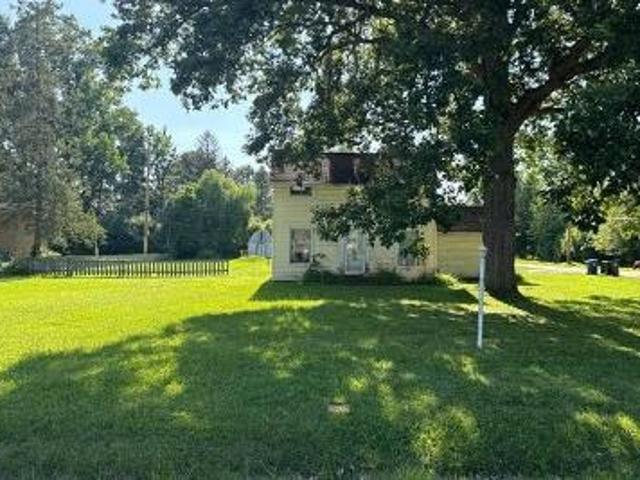 House for sale in Redford