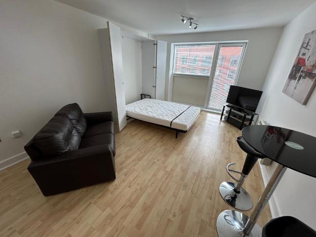 Apartment for rent in Park Central, Birmingham