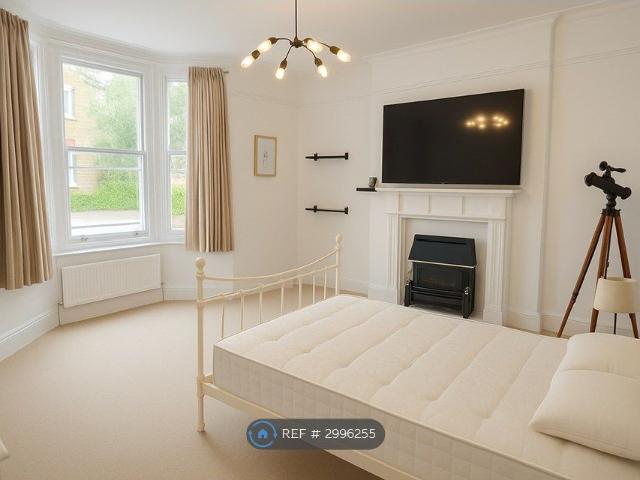 Room for rent in Hammersmith, Greater London