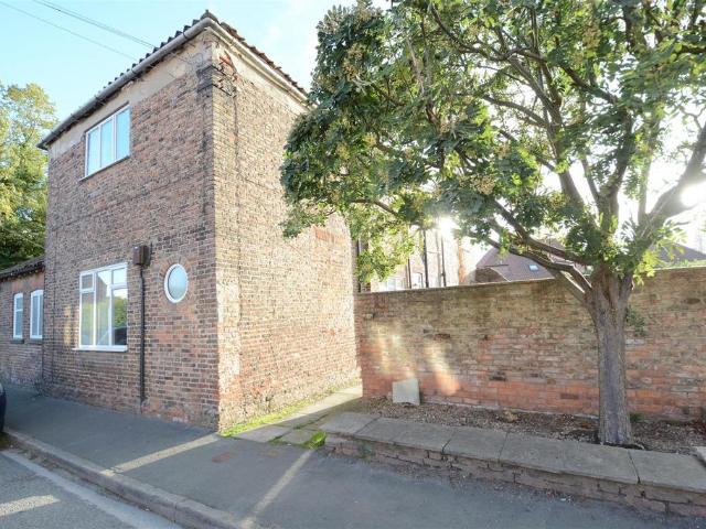 House for rent in Cawood, York and North Yorkshire
