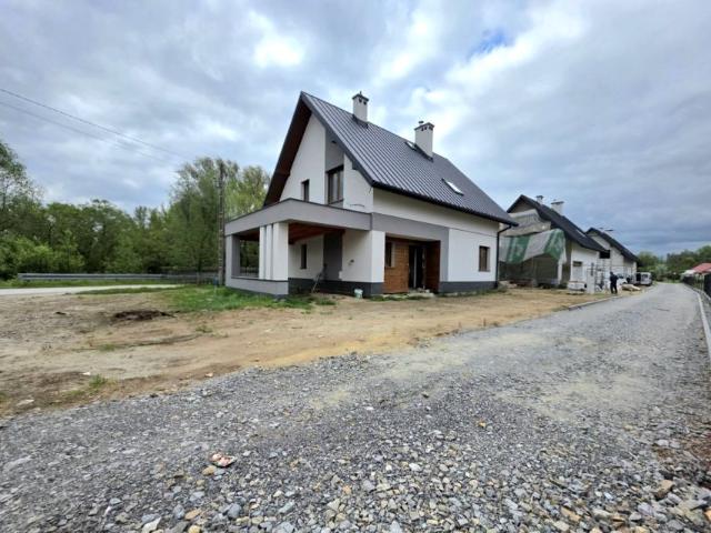 Dom na sprzedaż w Ropczyce, Podkarpackie
