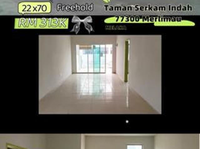 Terraced House for sale in Malaka
