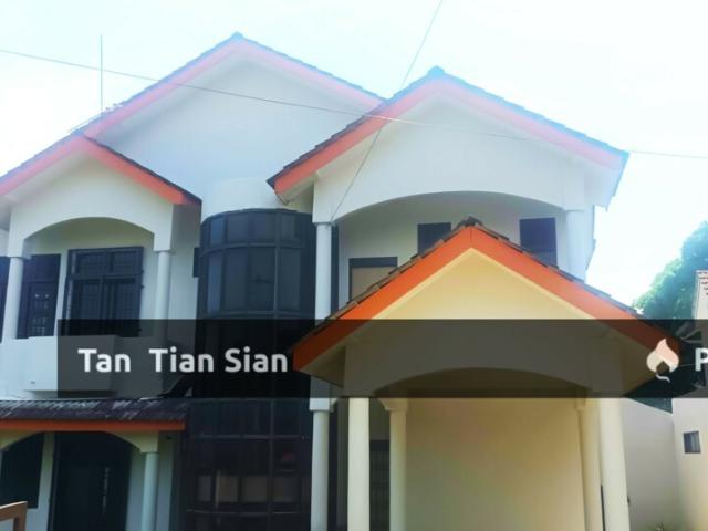 Bungalow for sale in Malaka