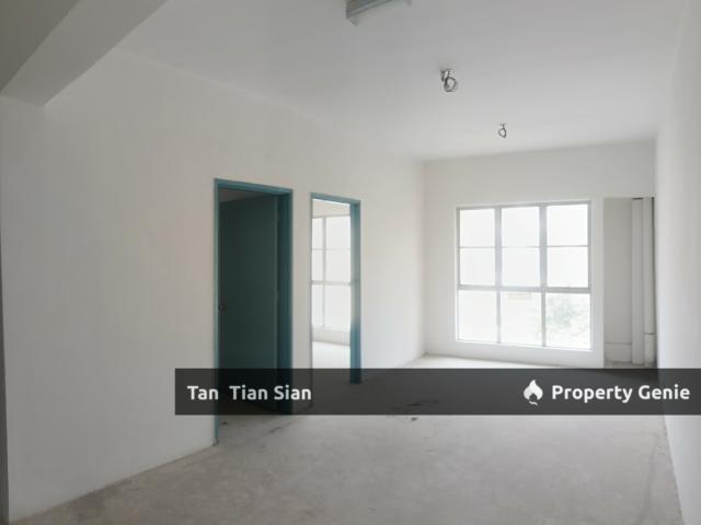 Apartment for sale in Malaka