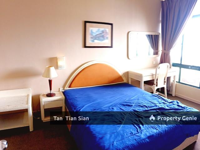 Apartment for sale in Malaka