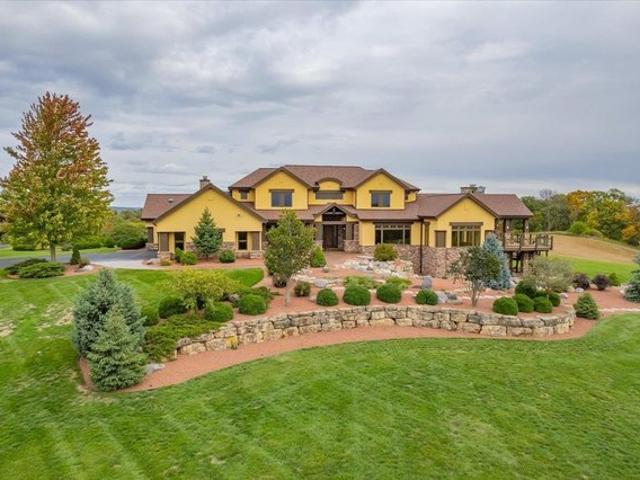 House for sale in Spring Green, Wisconsin
