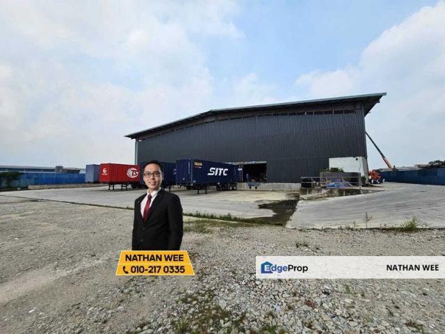 Warehouse for rent in Petaling, Alam Impian