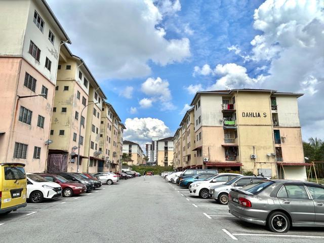 Apartment for sale in Sendayan Village, Negeri Sembilan