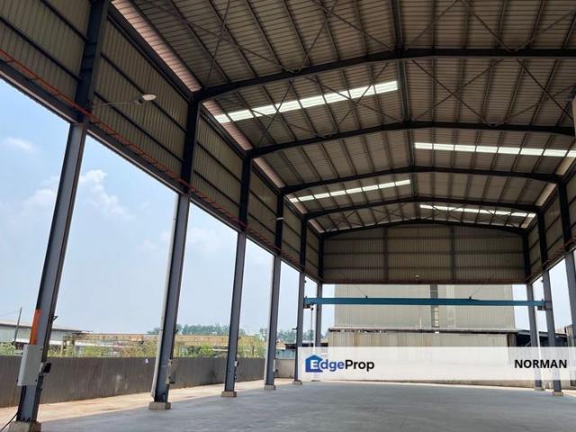 Warehouse for rent in Sendayan Village, Negeri Sembilan