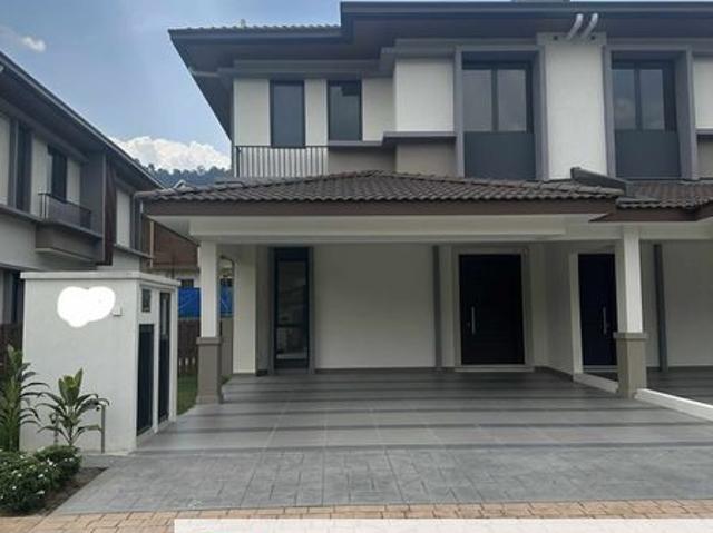 House for sale in Sendayan Village, Negeri Sembilan
