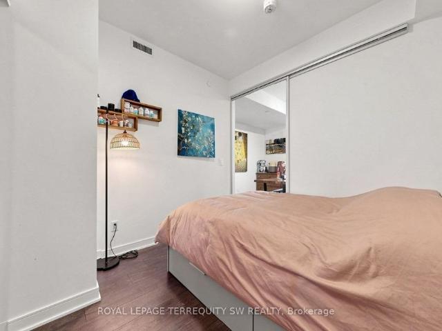 House for rent in Toronto Centre, Toronto