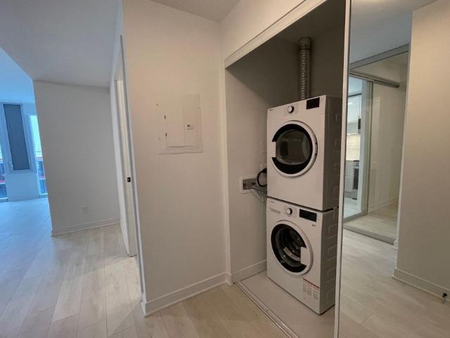 House for rent in Toronto Centre, Toronto