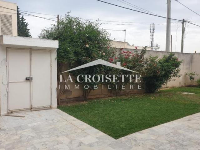 Villa location à Ariana
