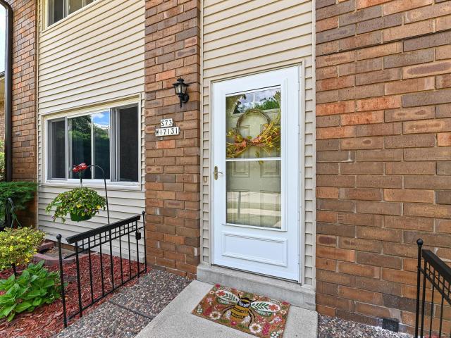Condo for sale in Muskego, Wisconsin