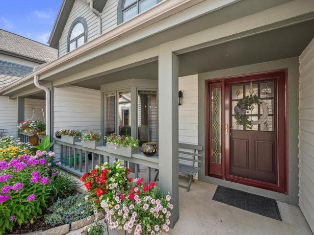 Condo for sale in Muskego, Wisconsin