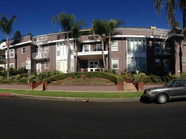 Apartment for rent in Canoga Park, California
